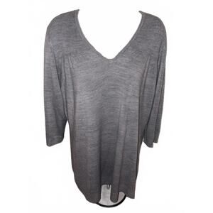 Carolyn Taylor Women’s Medium Long Sleeve Sweater  v neck  size 16-18w‎ gray